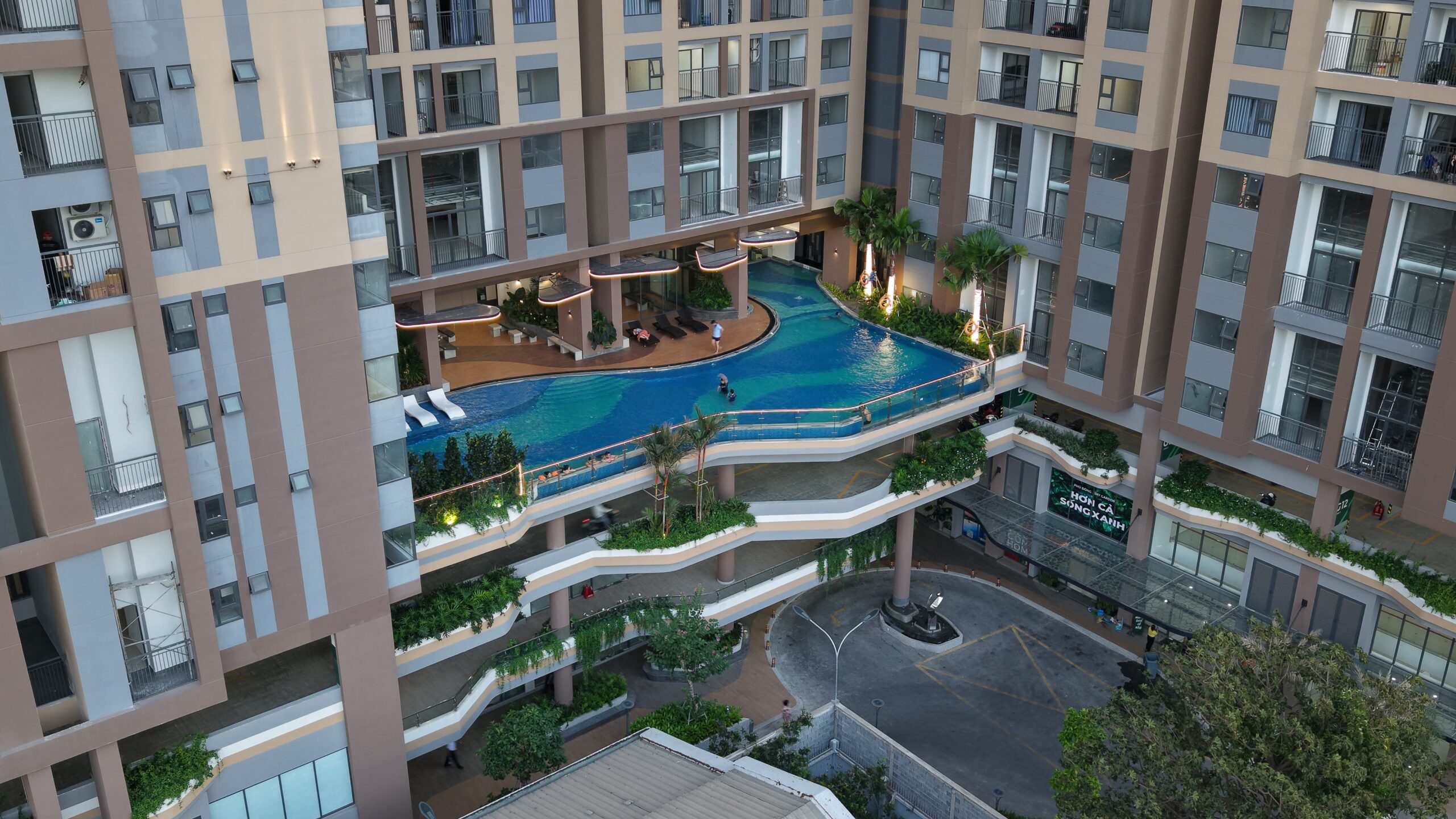 Hình ảnh thực tế Phú Đông Sky Garden 4